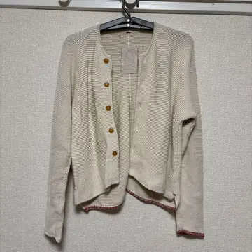 팔라스 팰리스 아이보리 가디건
