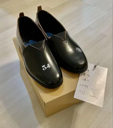 SUNSEA CHEF'S SLIP-ON 가죽 슬립온 로퍼