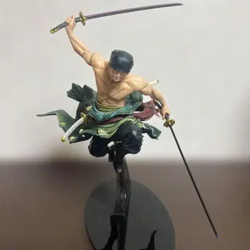 ONE PIECE 로로노아 조로 피규어