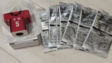 하이큐 x 마츠키요코코카라 클리어 스티커 7개 & 칫솔 스탠드 1종