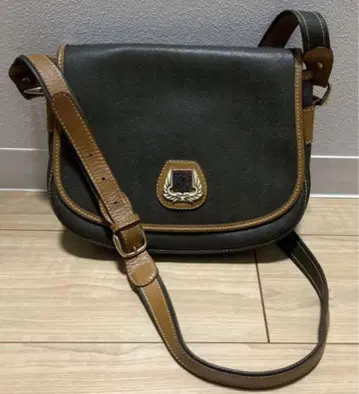 [ 새상품급 ] Lancel 란셀 다크 그린 숄더백