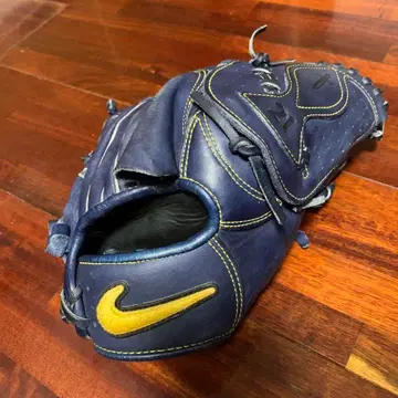 NIKE 이와쿠마 모델 그로브 연식 도호쿠 한정판