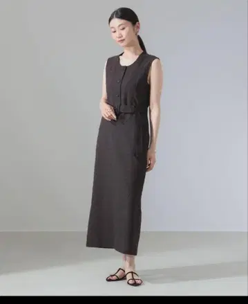 슬리브리스 롱 원피스 다크 브라운