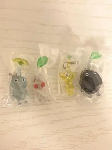 캡슐 토이 4개 세트 피크민 메지루시 액세서리