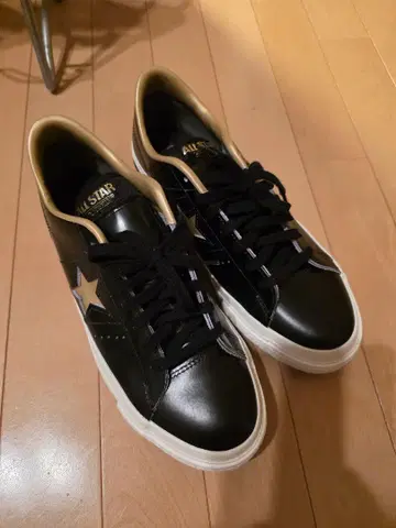 CONVERSE ALL STAR 블랙/골드 스니커즈