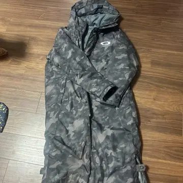 OAKLEY 카모 패턴 벤치 코트 S 사이즈