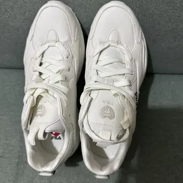 [ 새상품 ] 휠라 FILA RAY TRACER HEART 통굽 22.5