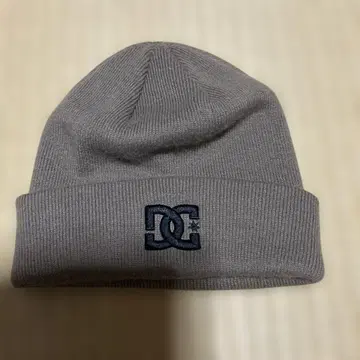 DC 니트 모자 그레이 브라운