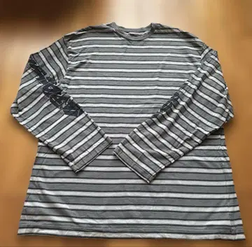 HOLIDAY SUPER FINE BORDER L/S T-SHIRT