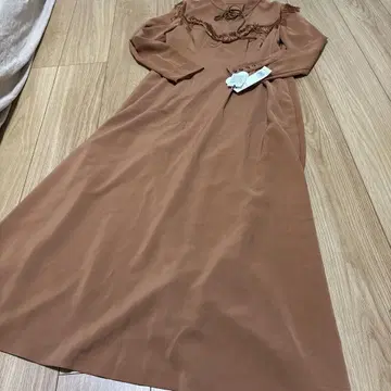 새상품 택 포함 릴리 브라운 웨스턴 롱 원피스