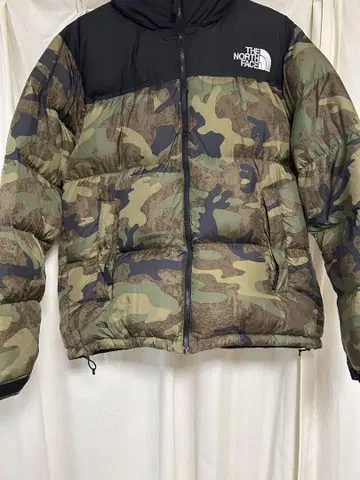 THE NORTH FACE 카모플라쥬 다운 자켓