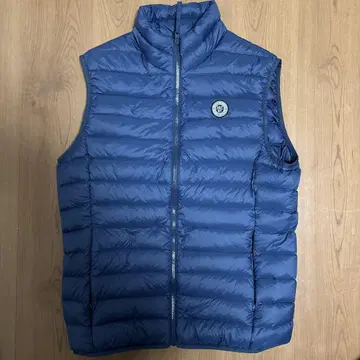 ABERCROMBIE 아바클로 네이비 다운 베스트 M