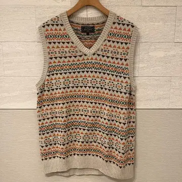 BEAMS+ 페어아일 패턴 니트 베스트