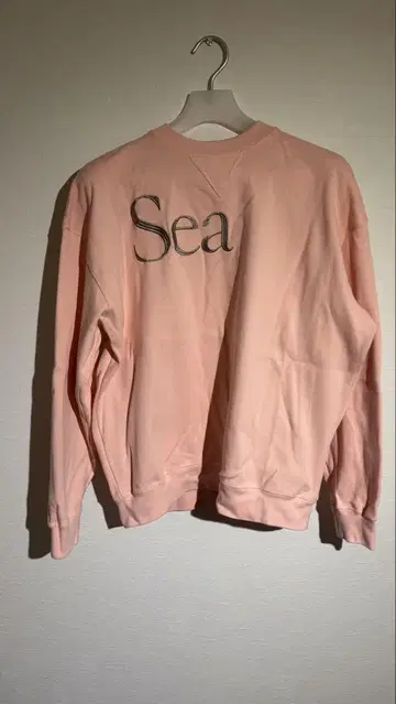 Wind and sea 크루넥 맨투맨