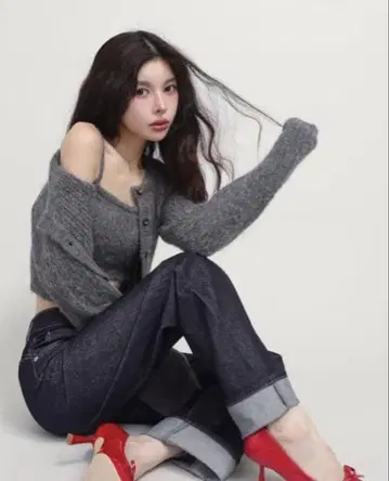 미사용 새상품 Darich 샤기 니트 앙상블 그레이
