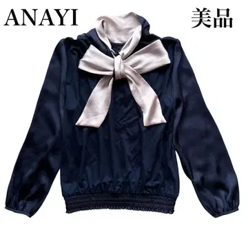 새상품급 ANAYI 아나이 새틴 스무스 보타이 블라우스 네이비 M