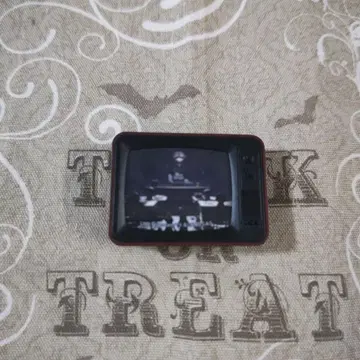 리틀 나이트메어 콜라보 카페 TV형 클립