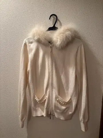 체스티 퍼 후드티