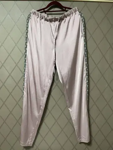 AMATERAS 새틴 팬츠
