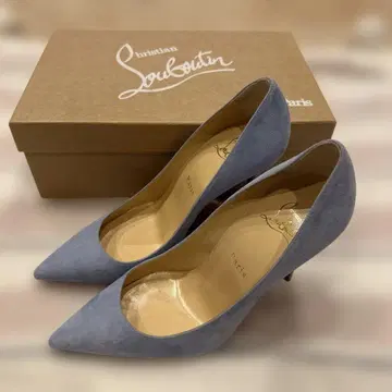 새상품 미사용 Christian Louboutin 그레이 하이힐