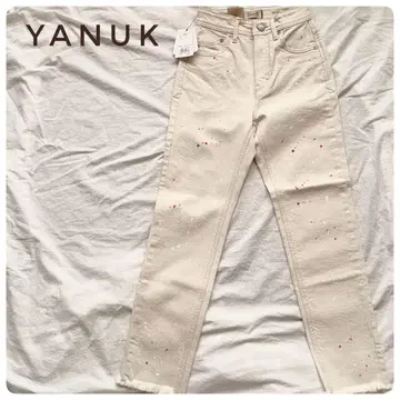 택 포함 새상품 YANUK 아이보리 스트레이트 ANNETTE 컬러 개성적