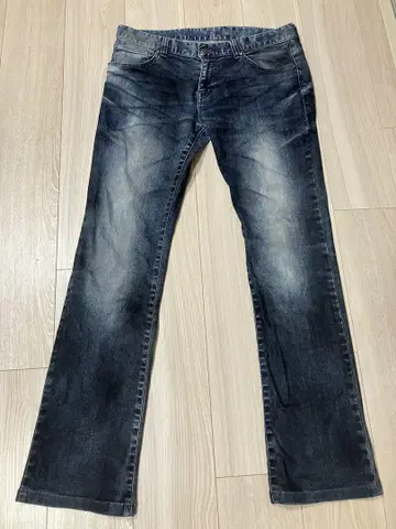 토네이도 마트 얼룩 염색 슈컷 데님