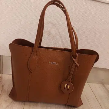 FURLA 훌라 핸드백 비토리아 가죽 로고 카멜