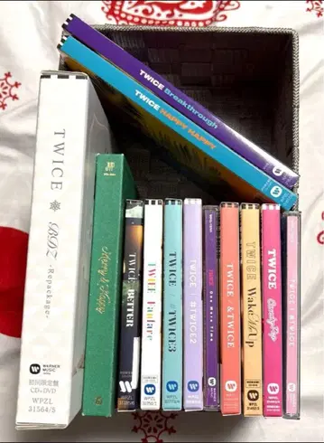 TWICE CD DVD