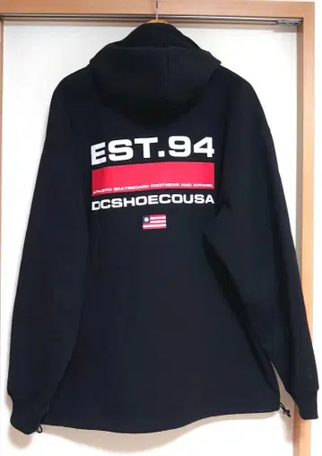DCSHOECOUSA 후드티