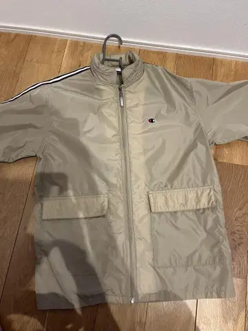 Champion 베이지 나일론 자켓 S