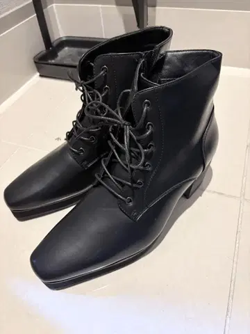 [ CLEL ] 하이 밑창 디자인 힐 부츠