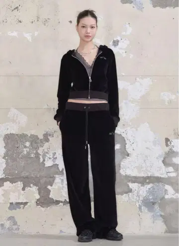 as'on COCO VELVET TRAINING PANTS 블랙