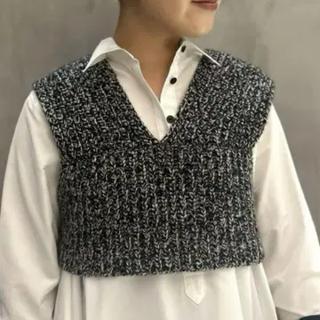 HYKE RIBBED SWEATER BUSTIER TOP 니트 베스트