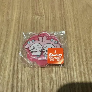 치이카와 산리오 콜라보 아크릴 스탠드