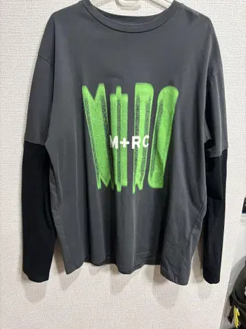 M+RC 그래픽 프린트 XL 긴팔 티셔츠