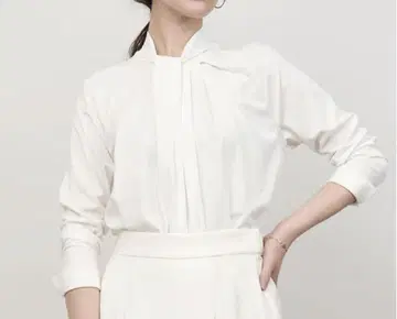 SOEJU 보우 스타일 풀오버 M 화이트