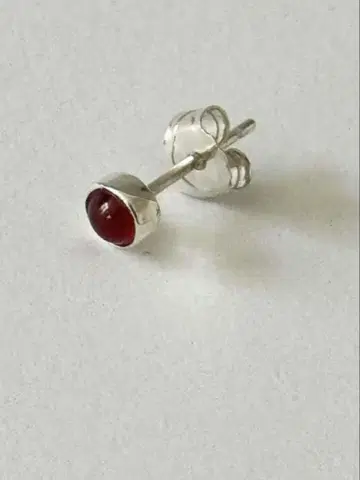 Haim GAGAN jewelry Carnelian pierce