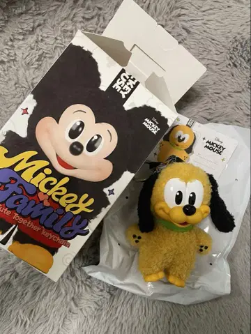 POPMART 플루토 팝마트