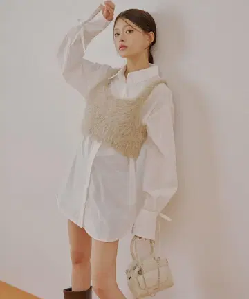 CHICO 라메 페더 뷔스티에 루즈 셔츠 세트