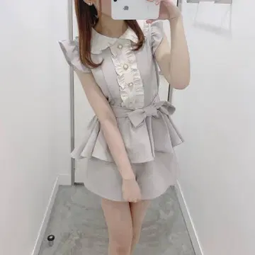 evelyn 펄 프릴 셋업 그레이