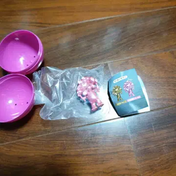 미야쿠미야쿠 피규어 오사카 만박 한정판 럭키 컬러 메탈릭 핑크
