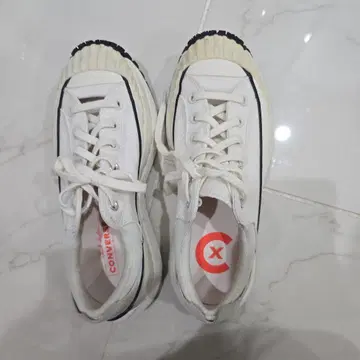 척 70 AT-CX 빈티지 화이트 A06556C