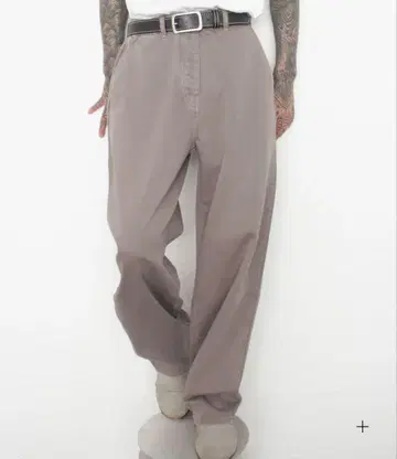 MONMON HOUSE GREY DENIM