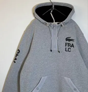 LACOSTE 라코스테 하프 지퍼 러버 프린트 속기모 후드티