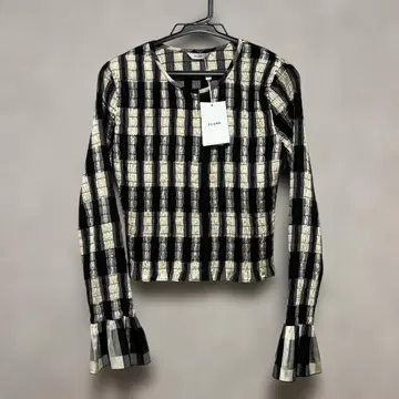 CLANE SHIRRING DESIGN BLOUSE [ S 사이즈 ]