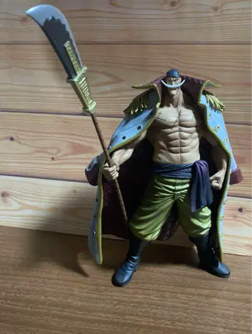 원피스 DXF 그랜드라인맨 흰 수염 피규어