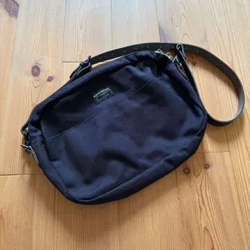 WONDER BAGGAGE 블랙 숄더백