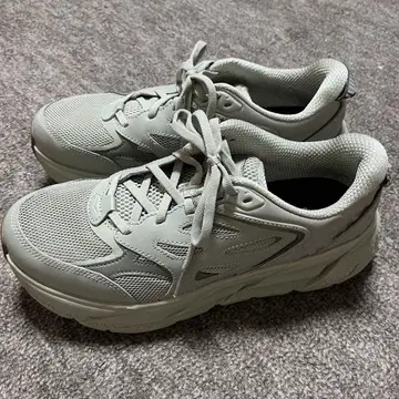 25.5cm HOKA 그레이 스니커즈 클리프톤