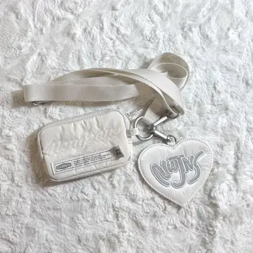 NewJeans 지갑 파우치 화이트