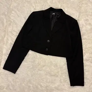 ZARA 블랙 크롭 자켓 L